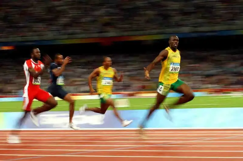 Jak szybko biega Usain Bolt? Zaskakujące fakty o jego prędkości