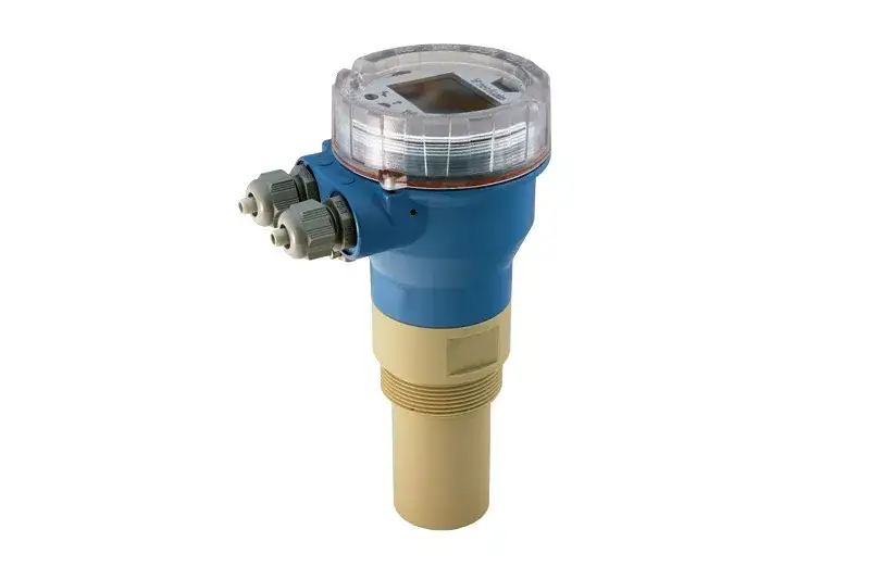 Ultradźwiękowy czujnik poziomu cieczy: zasada działania i zastosowania