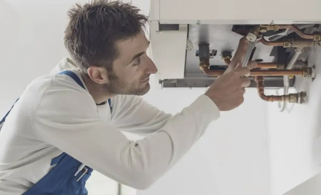 Zapowietrzony bojler objawy – jak je rozpoznać i co zrobić?