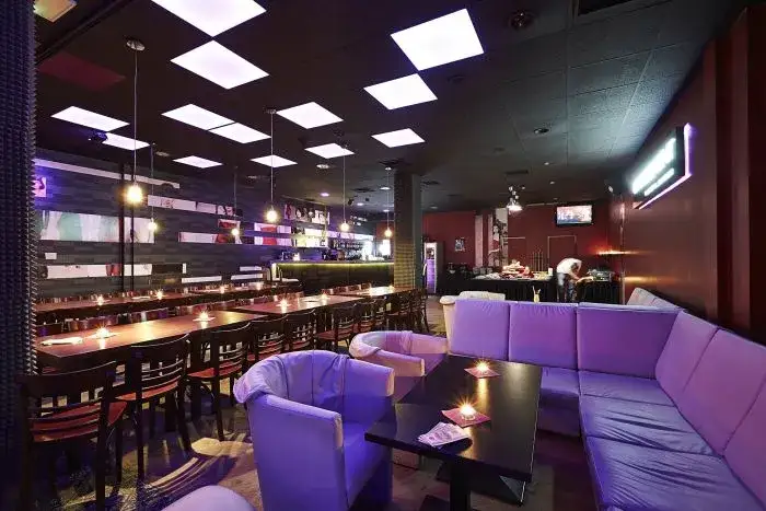 Kraków Gold Club: Niezapomniane nocne życie w sercu miasta