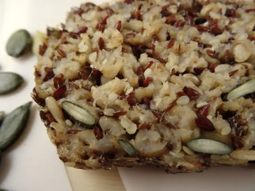 Zrób ten chleb z płatkami owsianymi i oczaruj domowników! Przepis