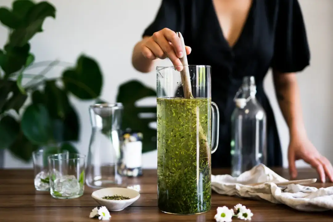 Najlepszy przepis na herbatę cold brew - proste kroki przygotowania w domu