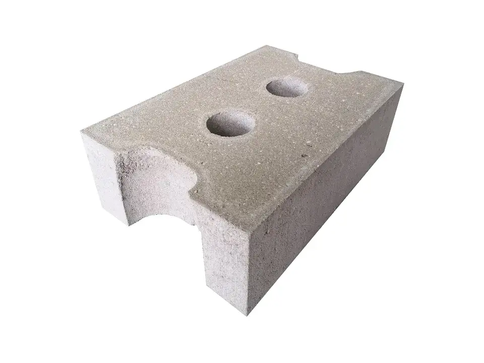 Bloczek betonowy z kotwą - kluczowe cechy, zastosowanie i montaż.