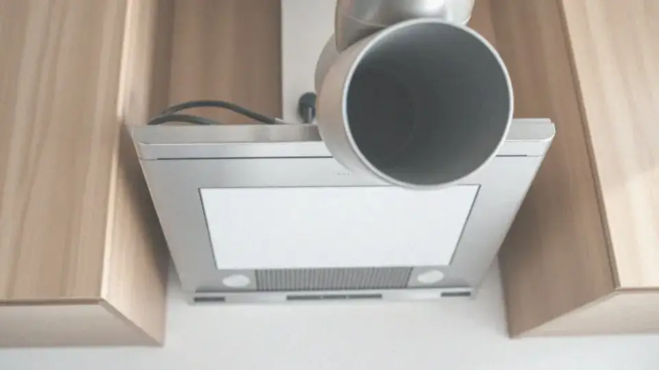 Jak podłączyć okap do komina - uniknij błędów w instalacji