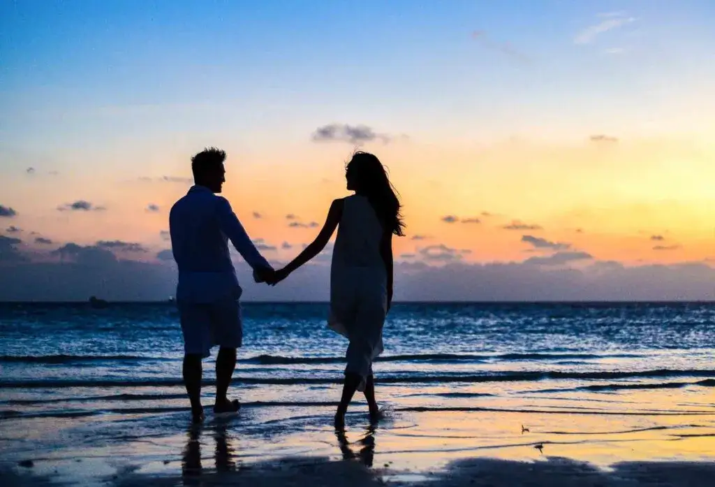 Pomysły na prezent na ślub cywilny bez przyjęcia, które zachwycą