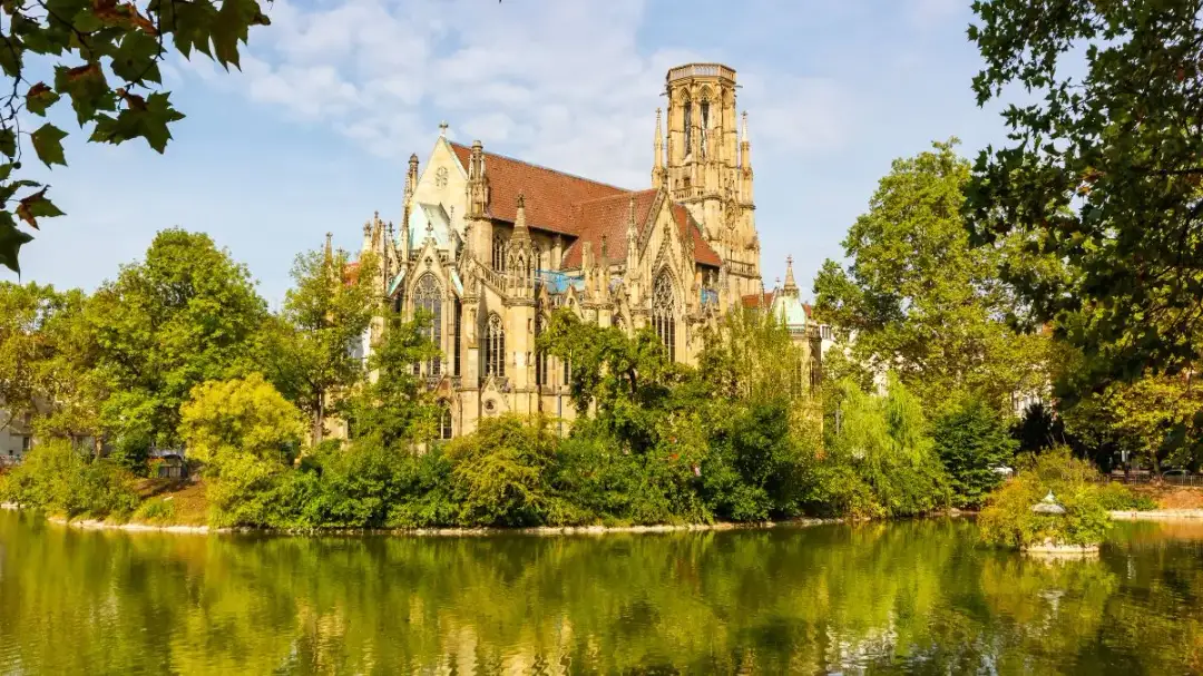 Najlepsze atrakcje w Stuttgarcie, które musisz zobaczyć podczas wizyty