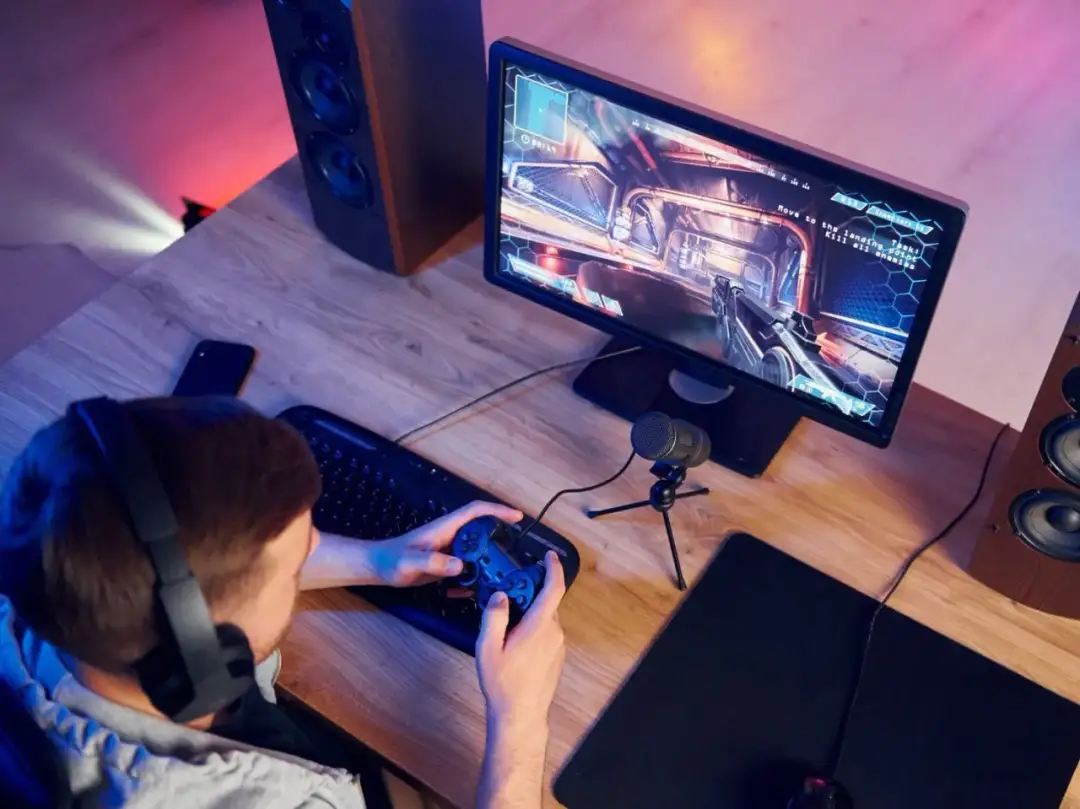 Czy monitor ma wpływ na fps? Odkryj, jak wybór monitora zmienia grę