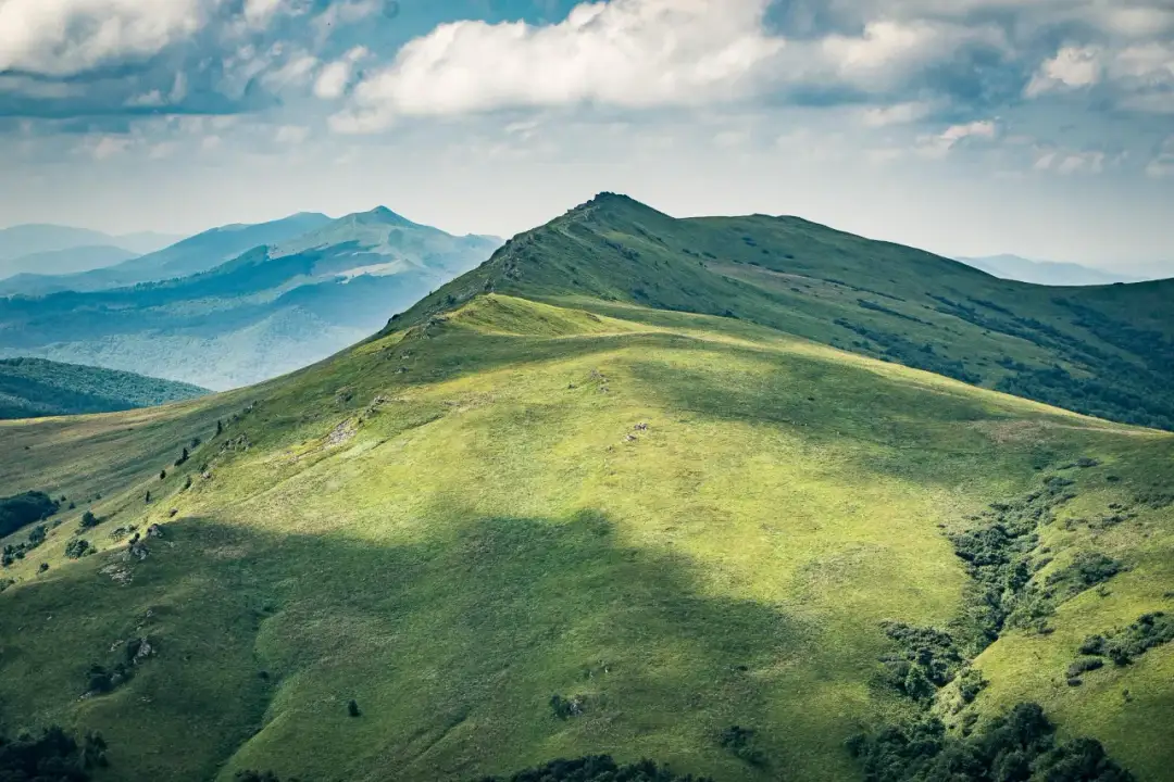 Jaki obiektyw w Bieszczady? Odkryj najlepsze opcje do fotografii