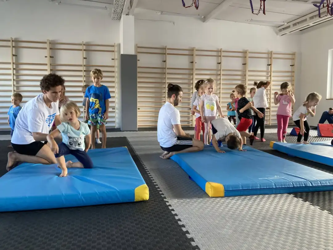 Zajęcia z akrobatyki w Polsce – znajdź idealne dla siebie zajęcia