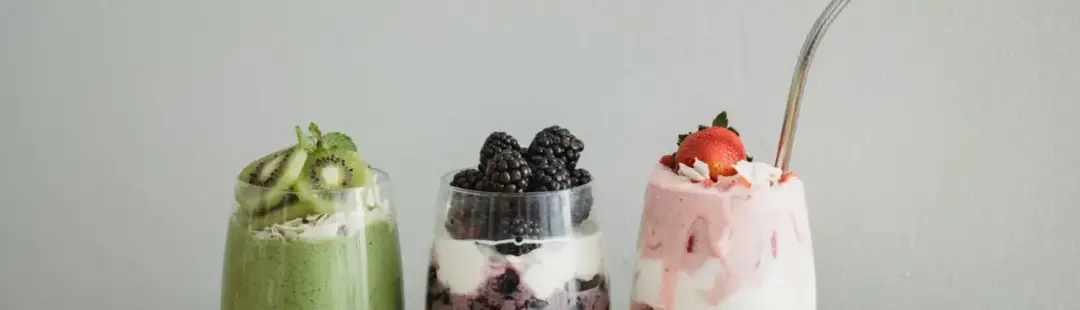 Przepisy na koktajle z blendera, które zaskoczą Twoich gości