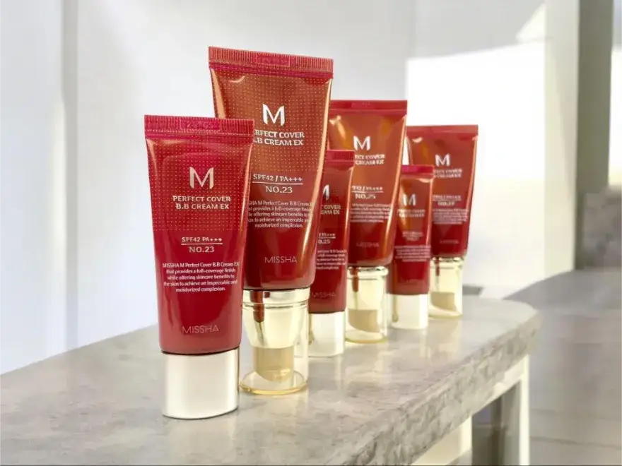 Krem BB który nie zapycha: Ranking i wybór dla cery problematycznej