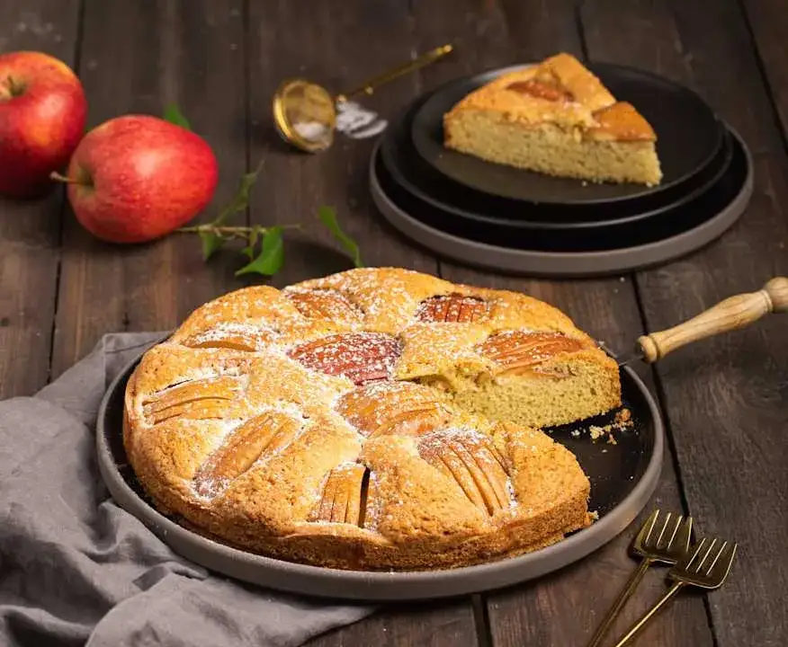 Proste ciasto z jabłkami w Thermomixie - idealny przepis na każdą okazję