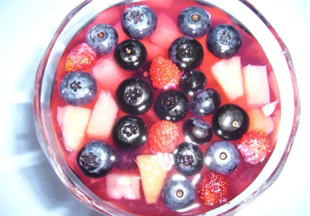 Galaretka z ananasem z puszki stężeje? Sprawdź, dlaczego!