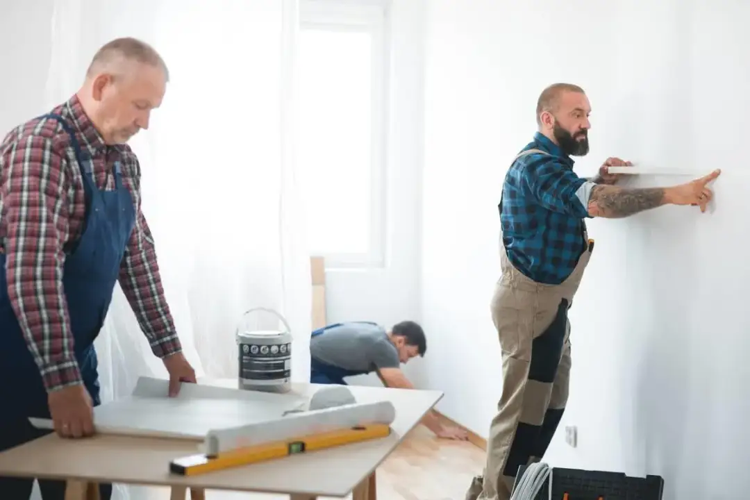 Co grozi za remont na czarno? Poważne konsekwencje i ryzyka Co grozi za remont na czarno? Poważne konsekwencje i ryzyka