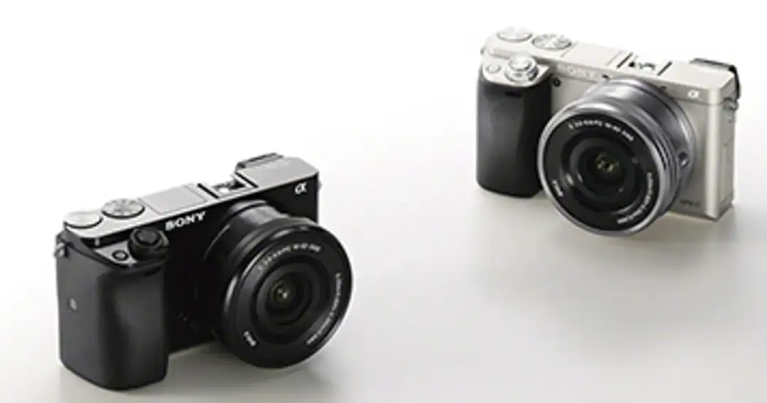 Sony a6000 vs Lustrzanka: Który aparat wybrać w 2026?