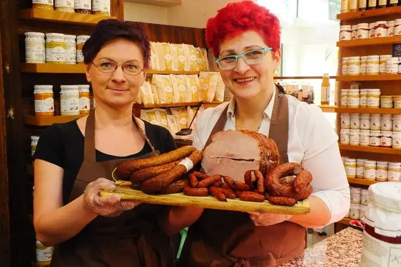 Bacówka Bełchatów – tradycyjne smaki, które musisz spróbować