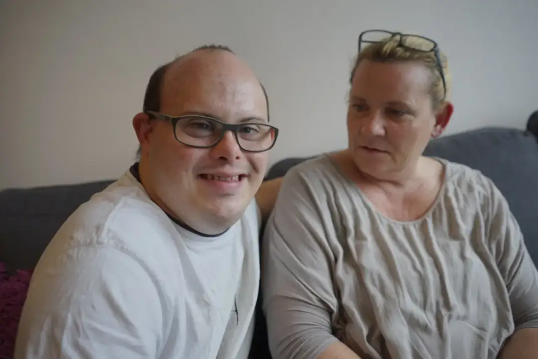 Czy osoby z zespołem Downa mogą żyć samodzielnie? Prawda i wyzwania