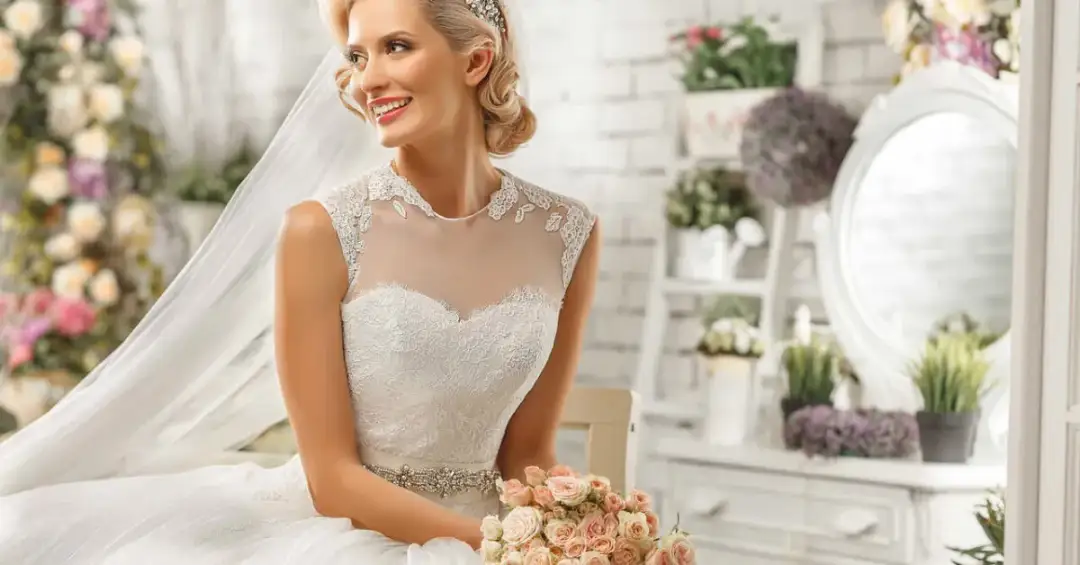 Jak przechowywać suknię ślubną, by uniknąć uszkodzeń i zachować blask?