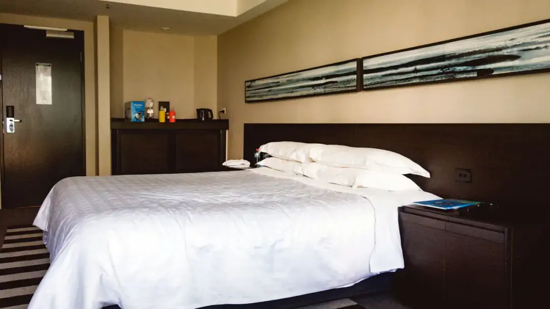 Jak zostawić pokój w hotelu i uniknąć nieprzyjemnych sytuacji