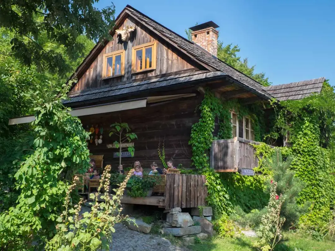 Najlepsze miejsca, gdzie zjeść w Lanckoronie i co warto spróbować