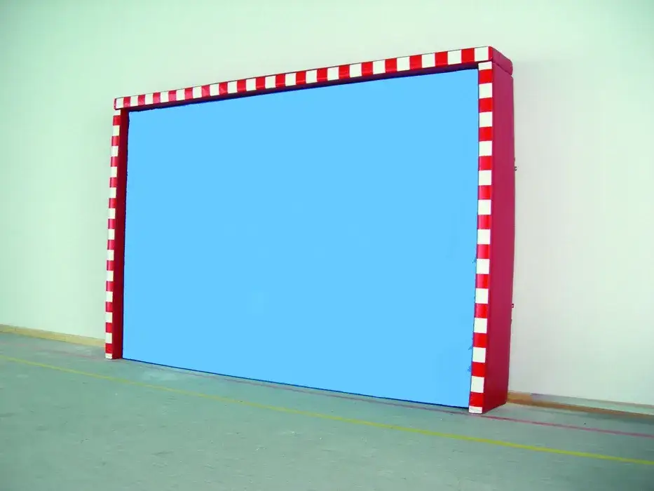 Jakie wymiary ma bramka do piłki ręcznej? Poznaj standardy i przepisy