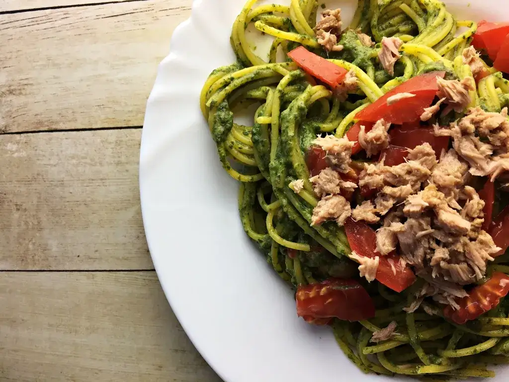 Tuńczyk w sosie własnym z czym jeść - najlepsze przepisy i pomysły