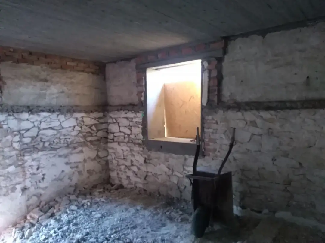 Najlepsze alternatywy do położenia na ścianę zamiast tynku - porównanie rozwiązań