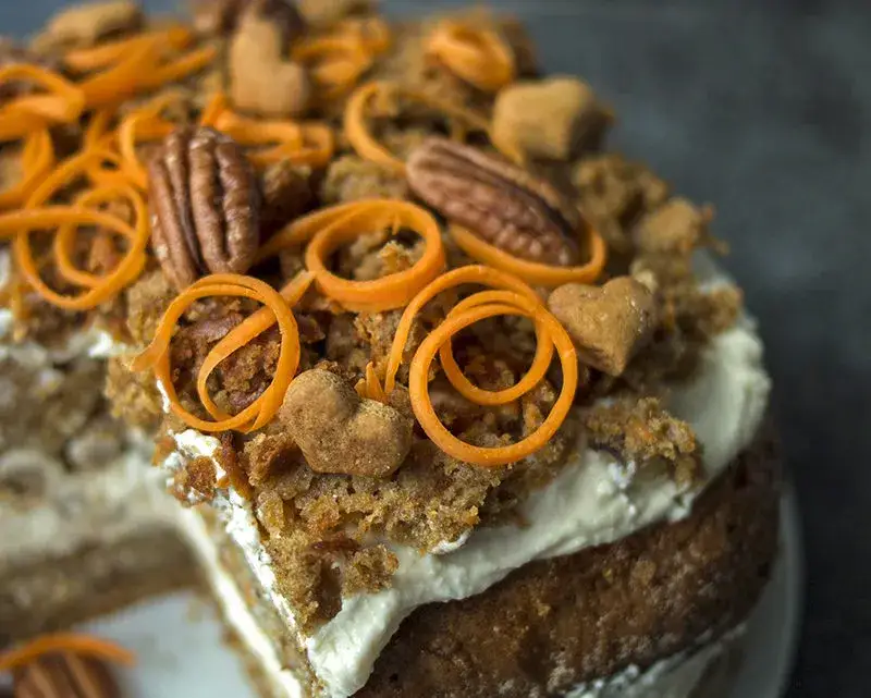 Pyszne marchwiak ciasto przepis – wilgotne i aromatyczne ciasto marchewkowe