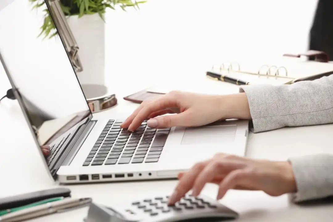 Jak bez trudu obliczyć 3% oprocentowania w skali roku krok po kroku