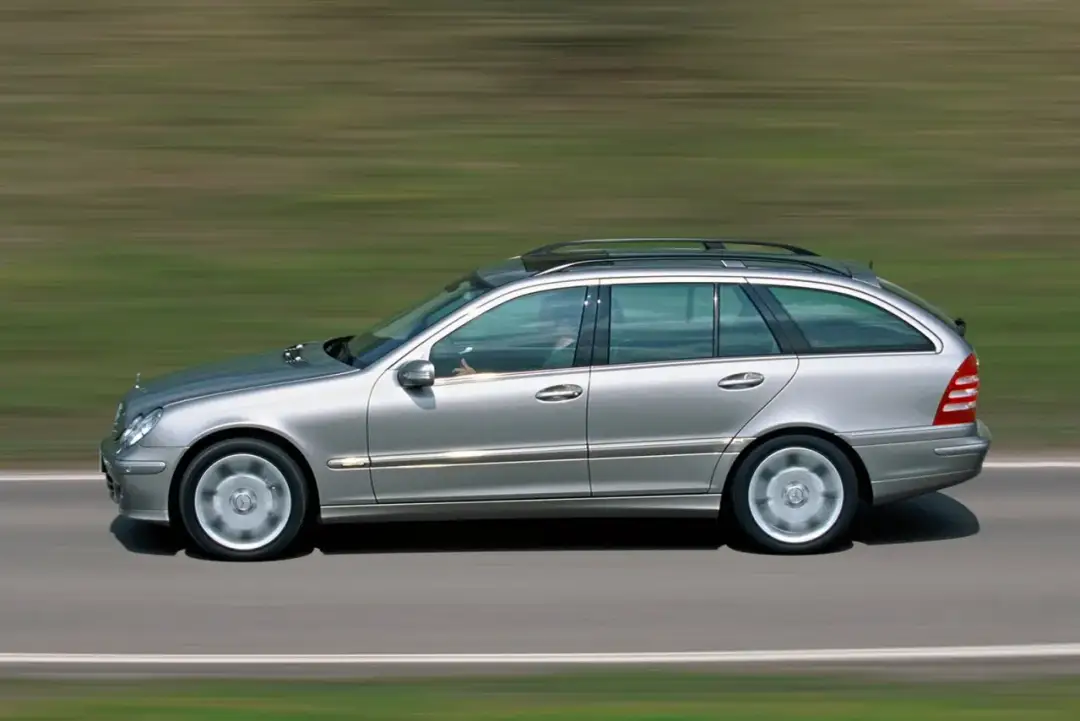 Mercedes W203 1.8 Kompressor – niezawodność, osiągi i opinie użytkowników