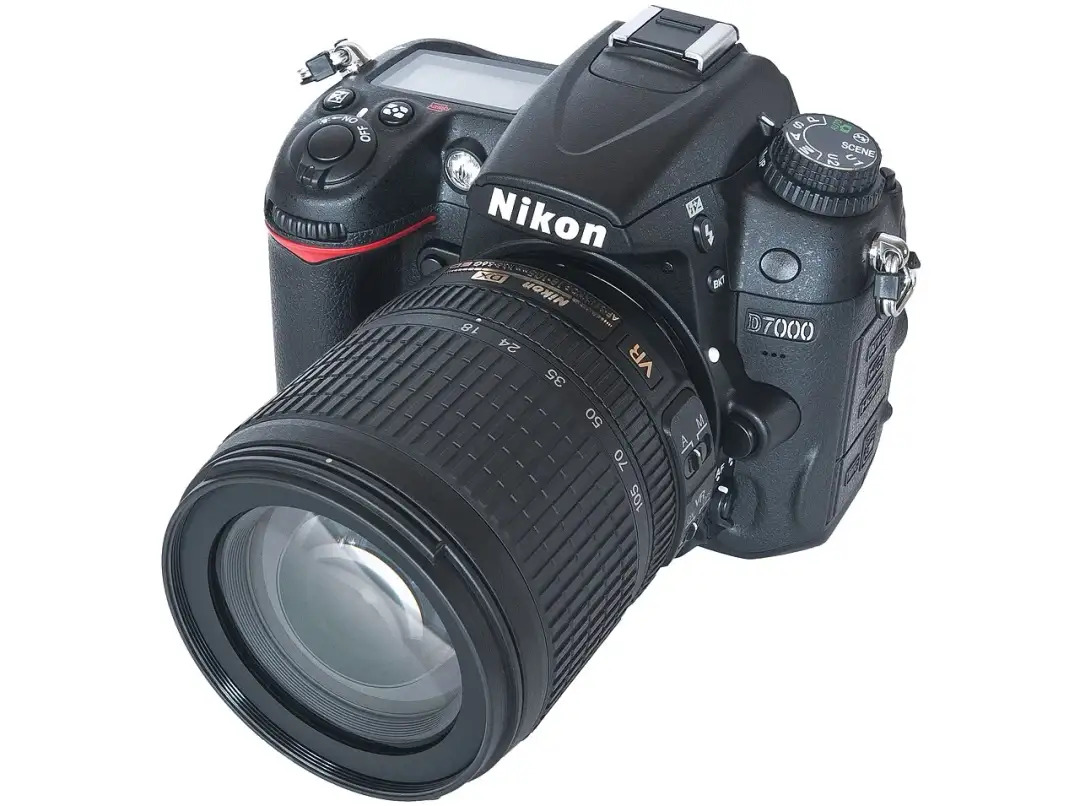 Nikon D7000 - Pełna specyfikacja - Czy ten klasyk wciąż ma sens?