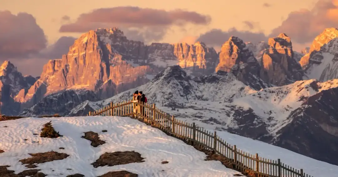 Jak zaplanować bezpieczną trasę przez Śnieżne Kotły? Poradnik!