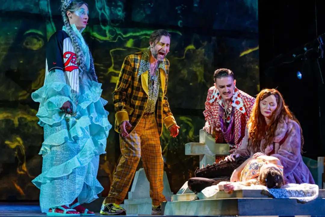 Romeo i Julia w teatrze: Aktualne spektakle i inscenizacje