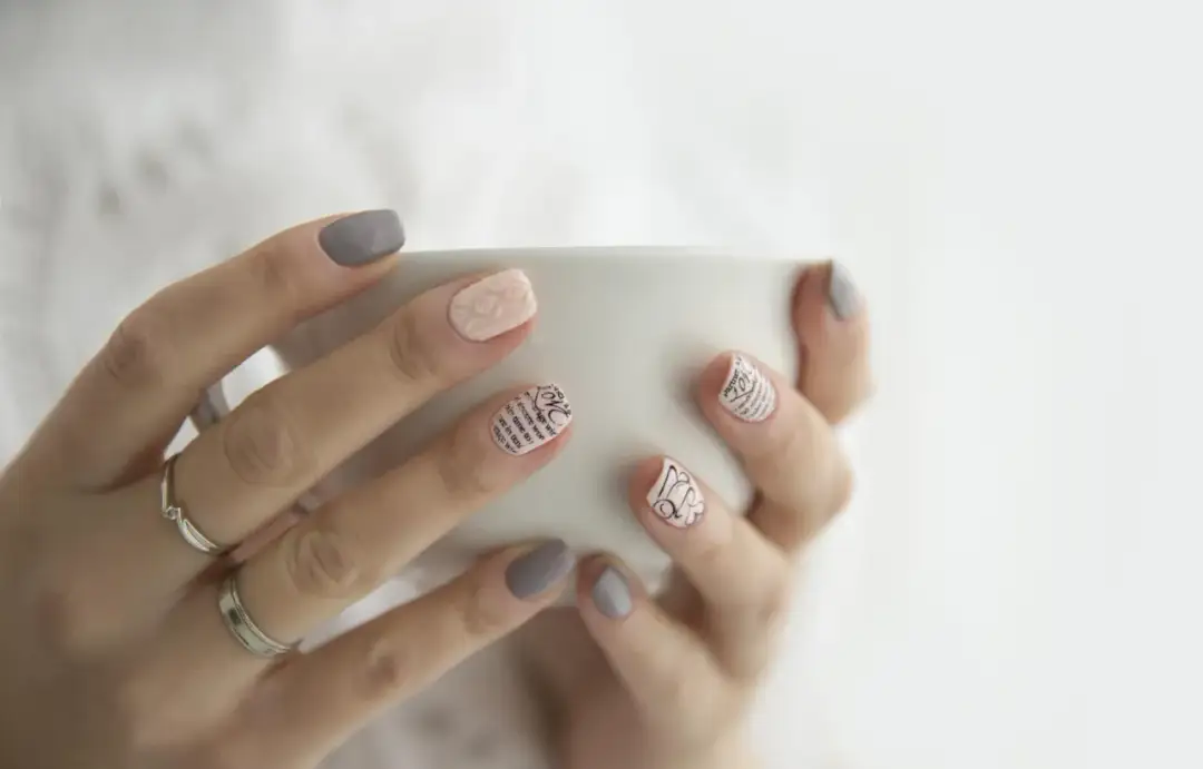 IBX czy manicure japoński - porównanie zabiegów na paznokcie