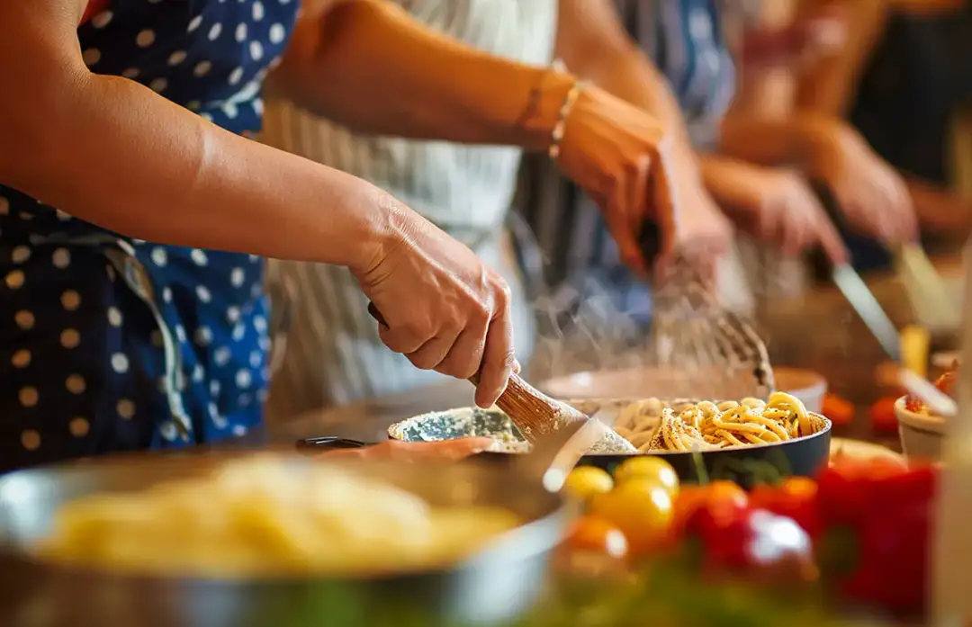 Zajęcia z gotowania: Ile kosztują i jak wybrać najlepsze?