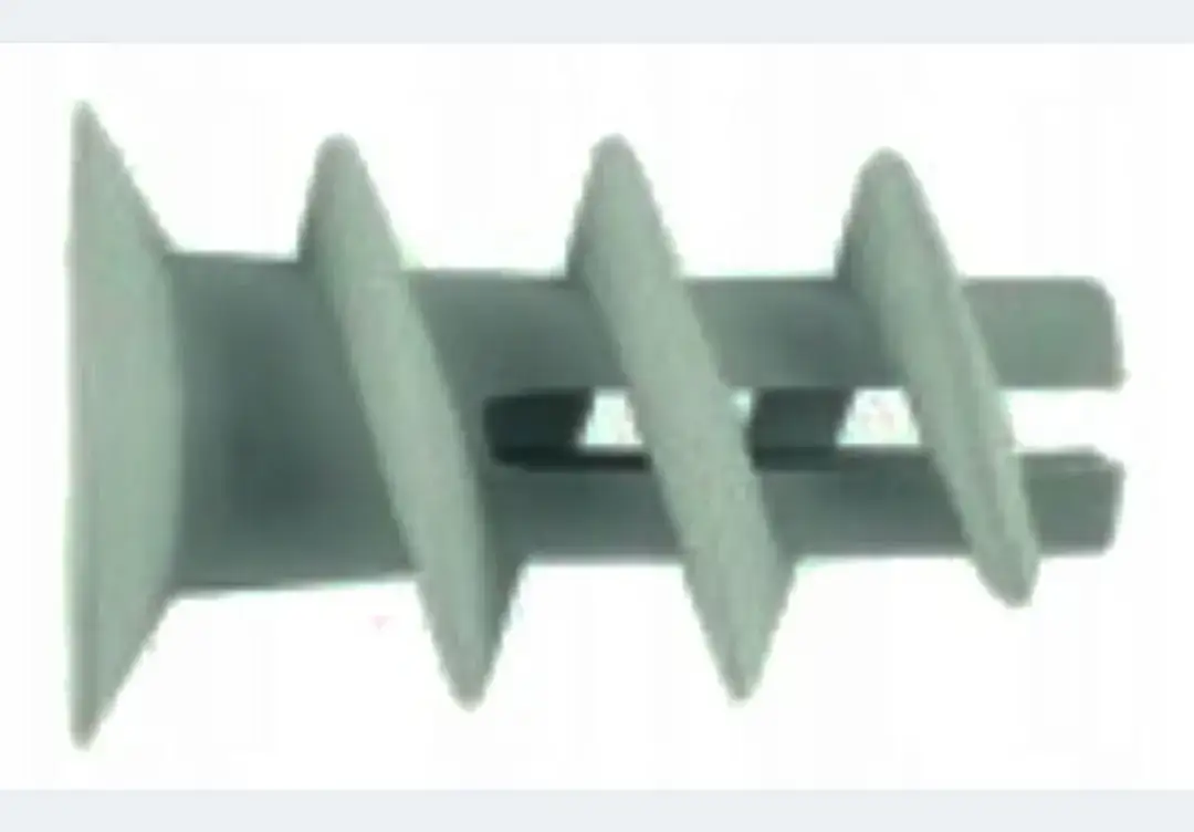 Jakie kołki do lampy sufitowej wybrać, aby uniknąć problemów?