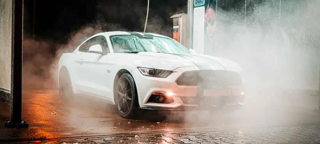 Jak otworzyć myjnię bezdotykową i uniknąć najczęstszych błędów