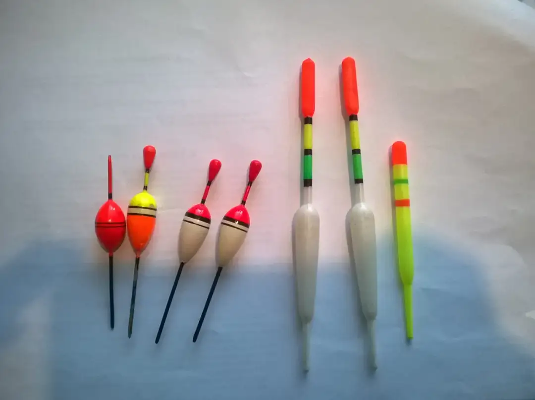 Jak założyć spławik? Kompletny poradnik dla wędkarzy!