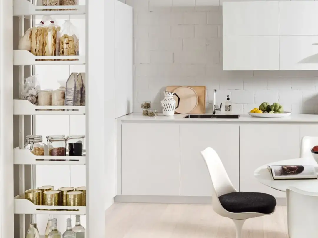 Wysokość szafek kuchennych: Jak zaplanować ergonomiczną kuchnię?