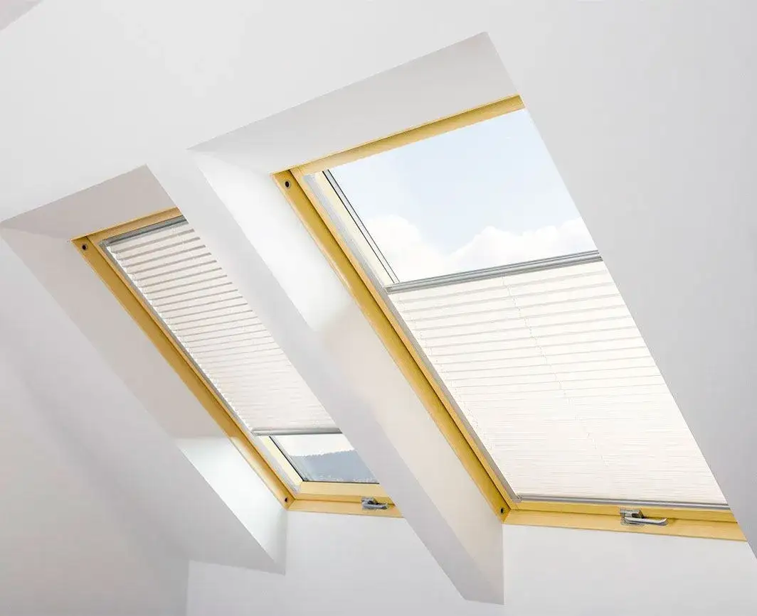 Ile kosztuje roleta na okno dachowe? Ceny, które Cię zaskoczą Ile kosztuje roleta na okno dachowe? Ceny, które Cię zaskoczą