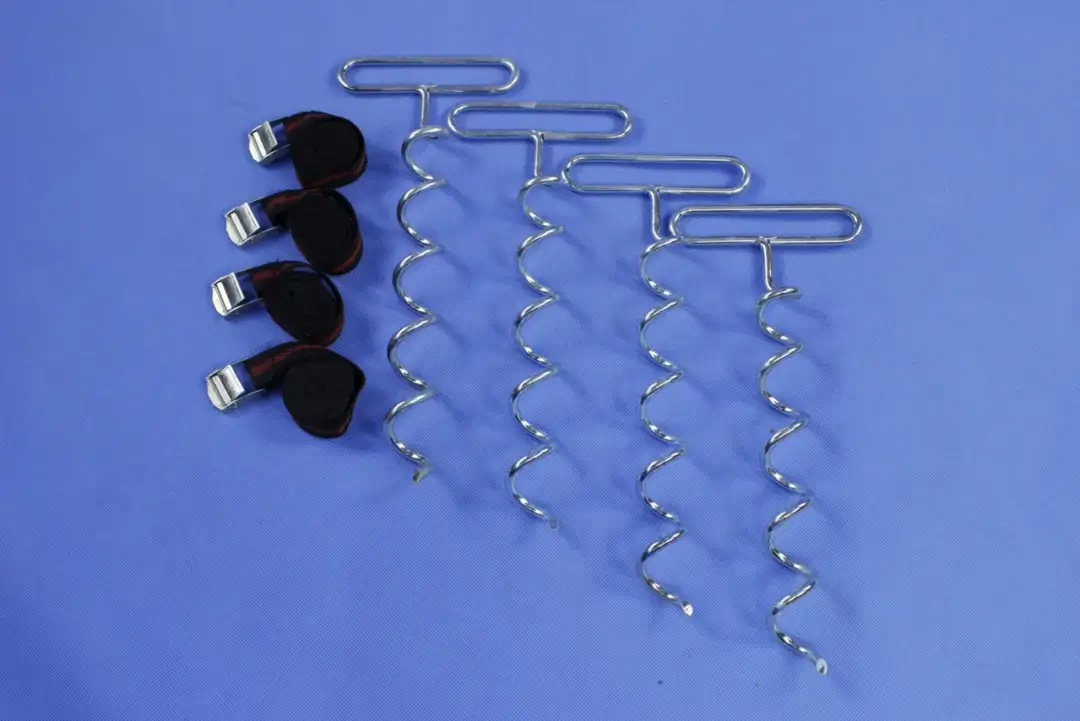 Kotwy do ziemi 12x12 - jak zabezpieczyć konstrukcje przed wiatrem