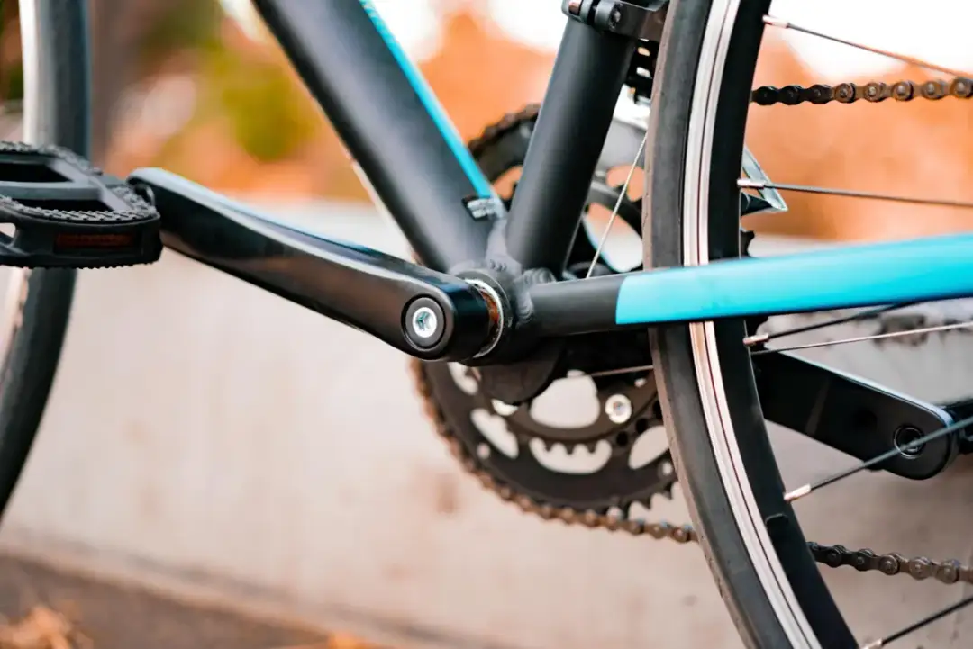 Jak wymienić korbę w rowerze - uniknij najczęstszych błędów