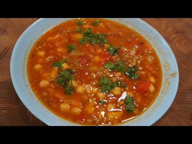 Jak zrobić zupę z ciecierzycy, która zachwyci smakiem i zdrowiem