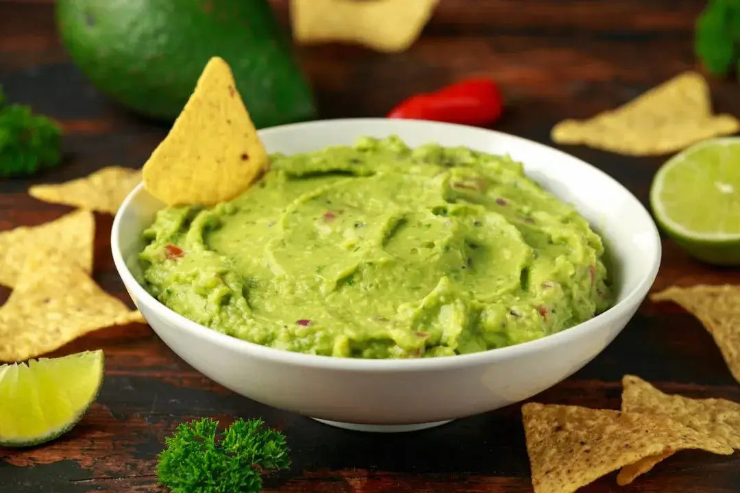 Gorzkie guacamole jak uratować: skuteczne sposoby na poprawę smaku