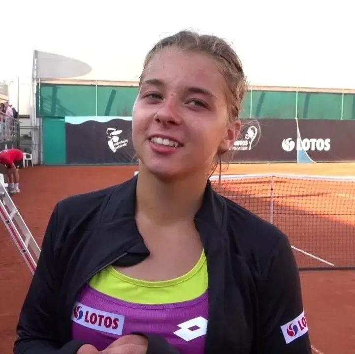 Maja Chwalińska: Wzrost, profil, osiągnięcia i kariera tenisistki
