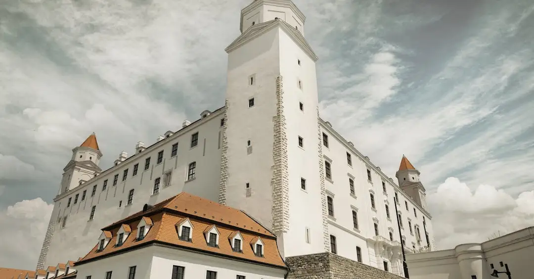  Bratysława - stolica Słowacji. Poznaj najciekawsze atrakcje i zabytki
