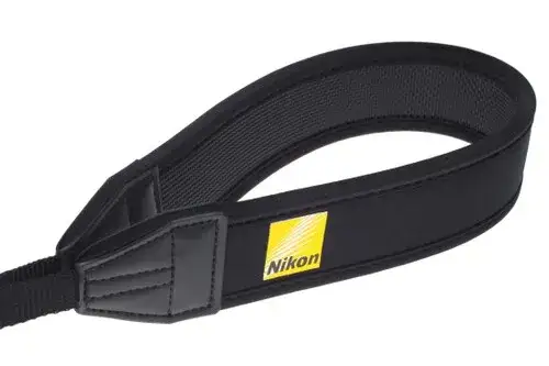 Paski do aparatów Nikon - autentyczne akcesoria markowe