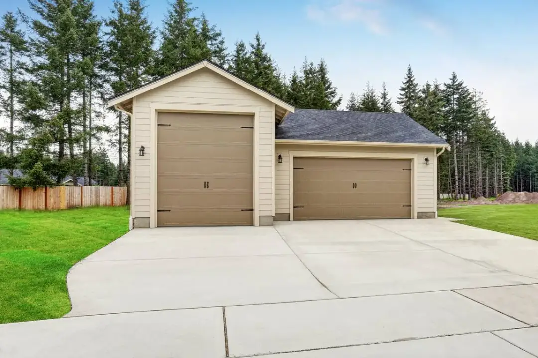 Ile kosztuje wybudowanie garażu murowanego? Poznaj ukryte koszty