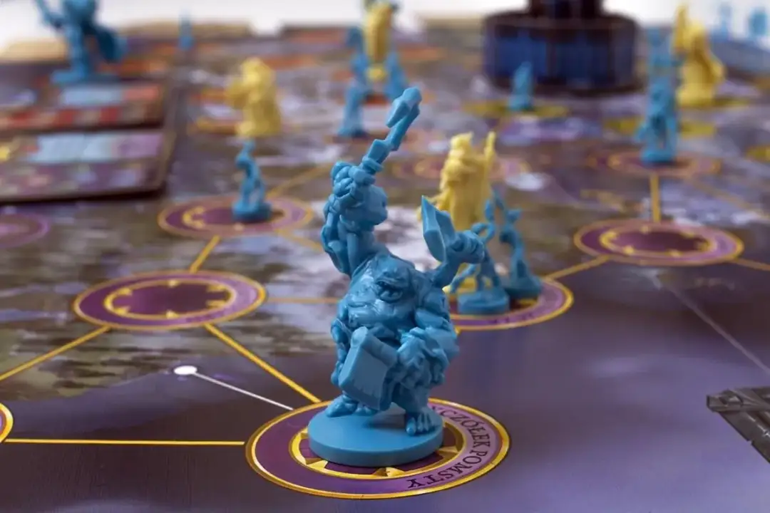 War of Warcraft gra planszowa - porównanie mechanik i doświadczeń graczy