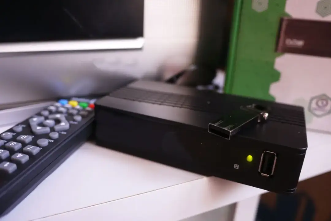 Kabel do dekodera: HDMI, SCART i jak podłączyć TV bez problemów
